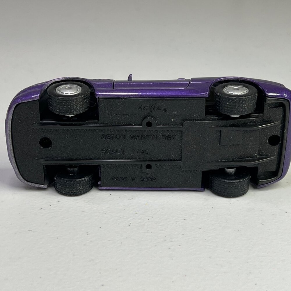 Maisto Aston Martin DB7 Coupe Purple Diecast Model W/ Opening Doors, 1/40 Scale - Picture 11 of 11